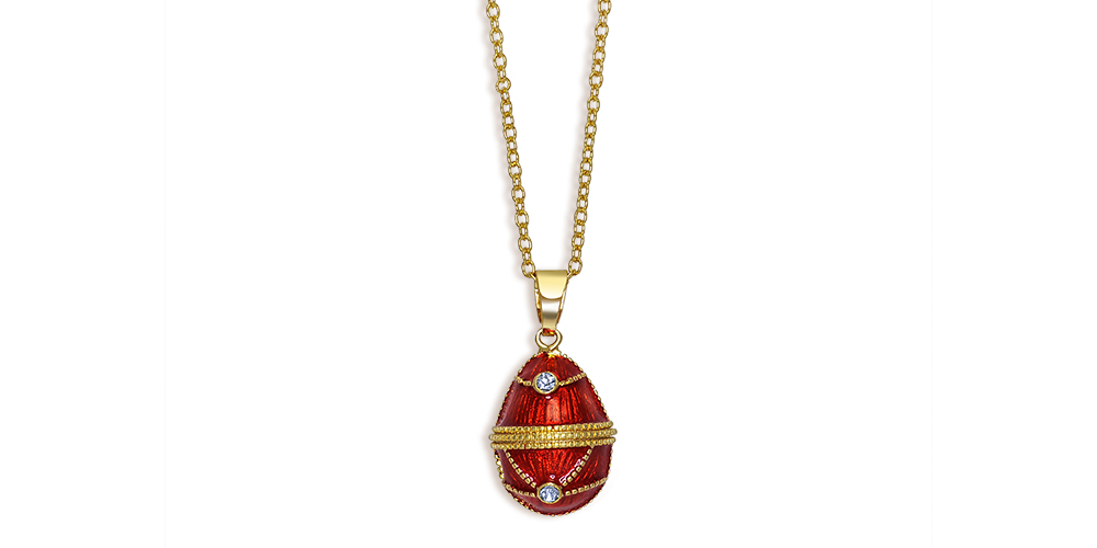 Raudonas kiaušinio formos pakabukas su Swarovski kristalais Raudonas kiaušinio formos pakabukas su Swarovski kristalais